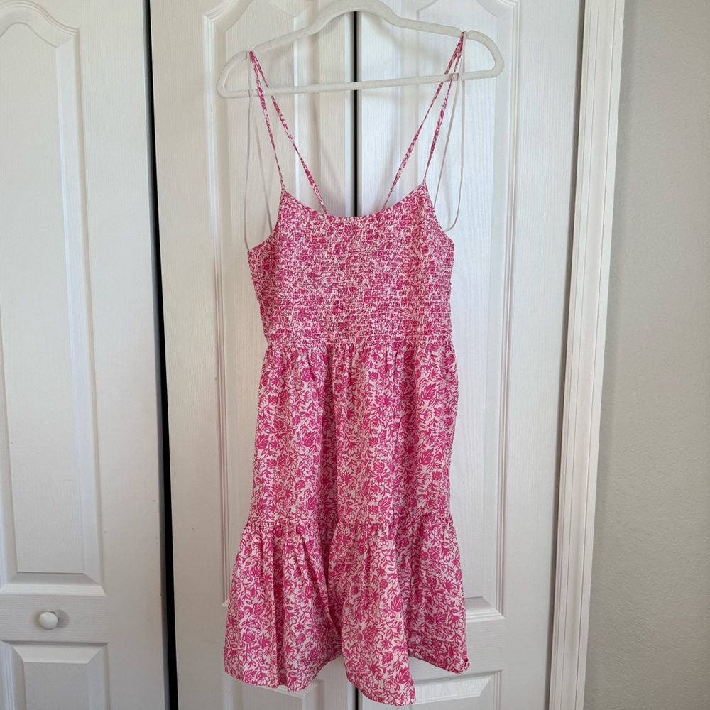Pink Gap Dress 💕
